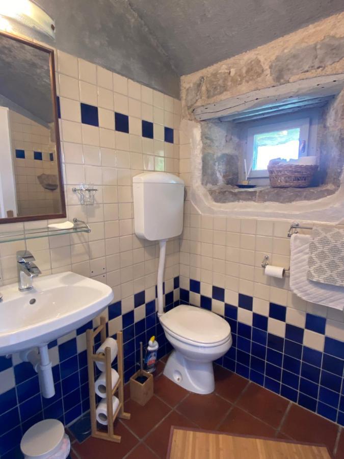 Lovrini Dvori Apartment Brusici Exterior foto